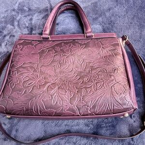 Elegant Floral Embossed Shoulder Bag in Plum